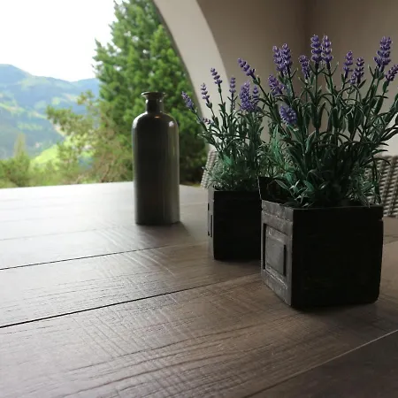 Charming Chalet Near Gro Arl With Garden